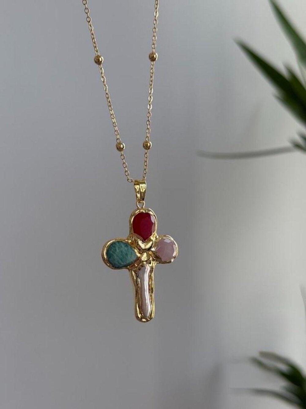 Sku0043 Necklace gold chain pendant cross natural white pearl blue pink red - Picture 4 of 4